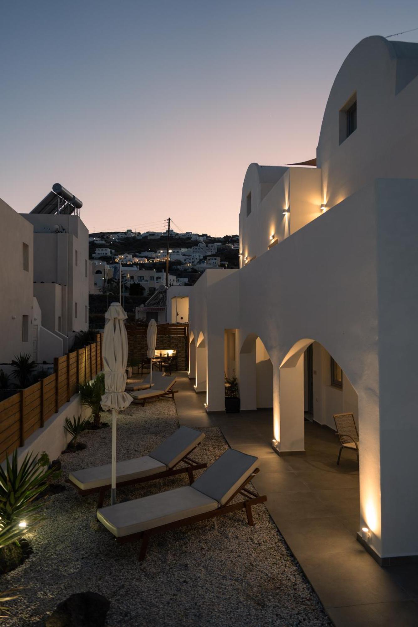 The Vine Suites Vourvoúlos Exteriör bild